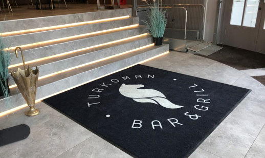 Turkoman Newmarket Logo Mat Loose Lay