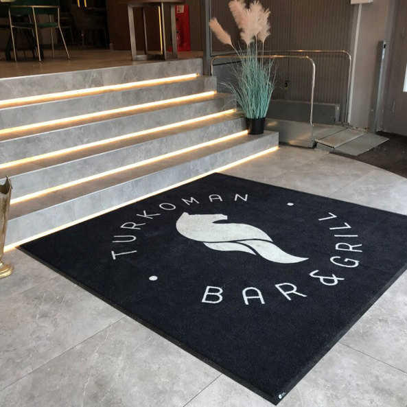 Turkoman Newmarket Logo Mat Loose Lay
